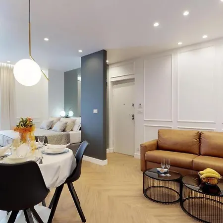 Illyria Luxury Split