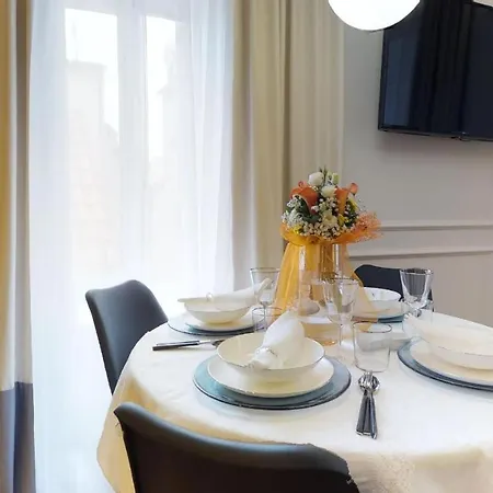 アパート Illyria Luxury *